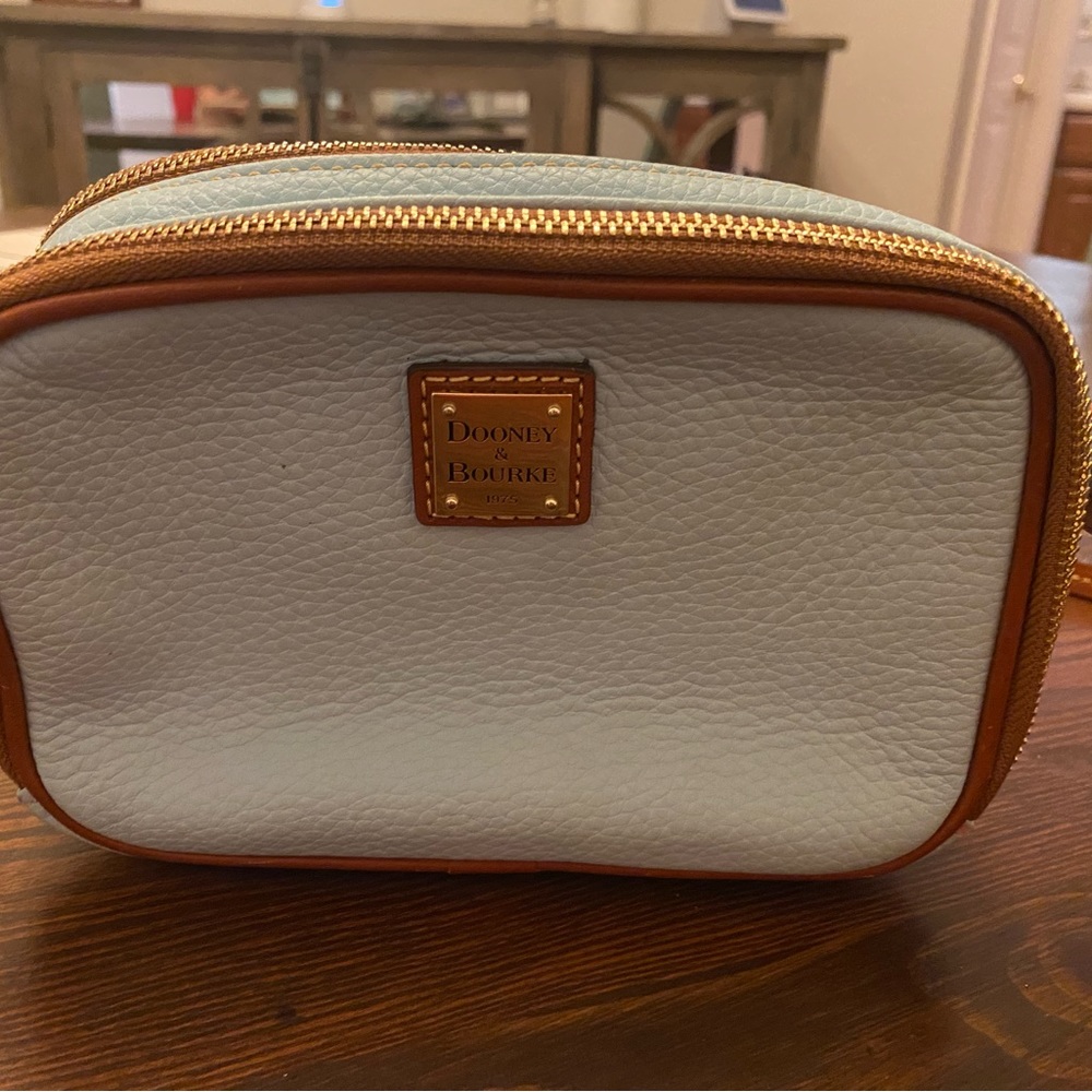 Dooney and Bourke small crossbody